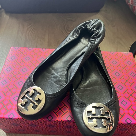 Tory Burch slightly used black ballet flats with the silver TB symbol - Picture 3 of 3